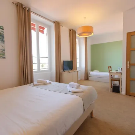 Hotel De La - Reouverture Apres Renovations 3*