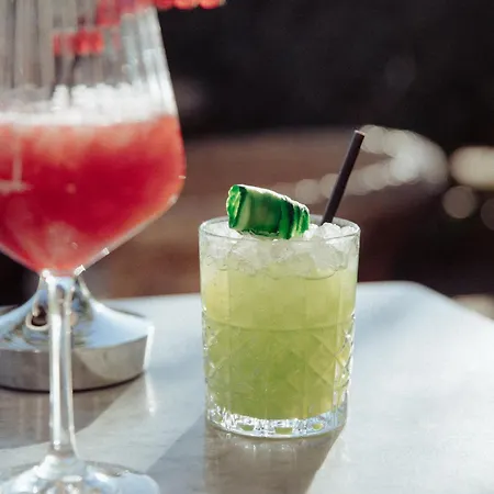 Hotel De La - Reouverture Apres Renovations 3*