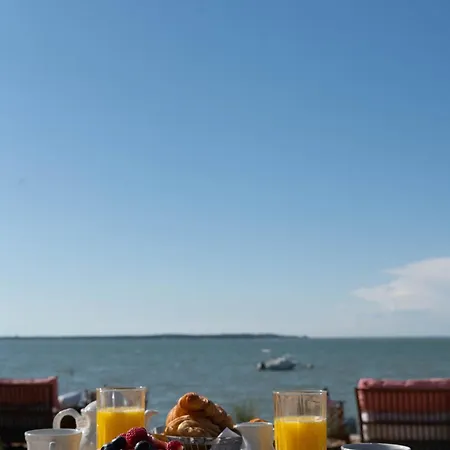 De La - Reouverture Apres Renovations