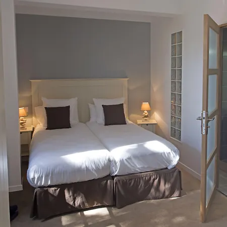 De La - Reouverture Apres Renovations Hotel Ronce-les-Bains