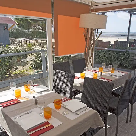 De La - Reouverture Apres Renovations Szálloda Ronce-les-Bains