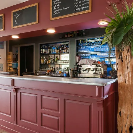 De La - Reouverture Apres Renovations 3*