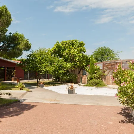 De La - Reouverture Apres Renovations Hotel Ronce-les-Bains