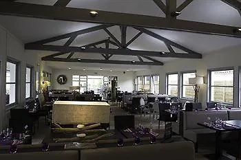 Hotel De La -