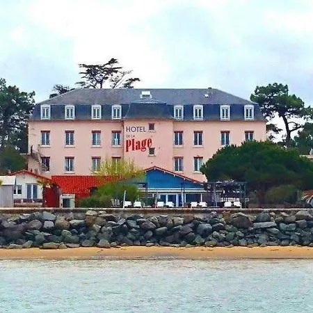 Hotel De La - 3*