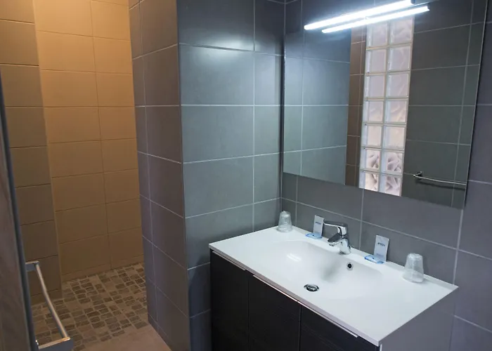 Hotel De La Plage - En Cours De Classement 4 Etoiles Hotel 3*