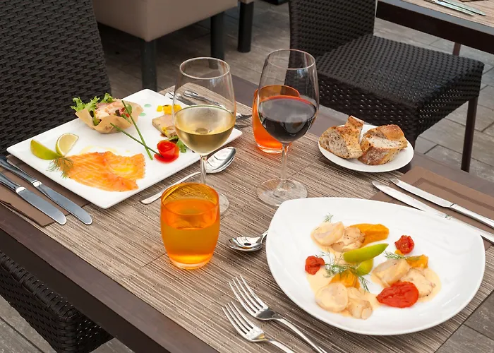 De La - Reouverture Apres Renovations Hotel