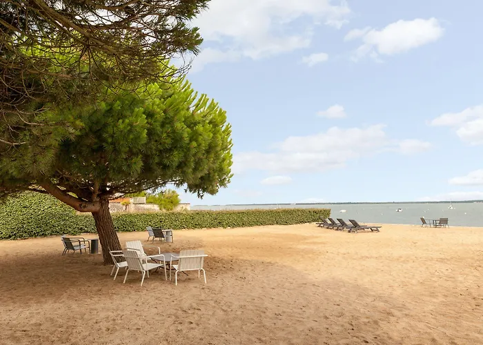 Hotel De La Plage - En Cours De Classement 4 Etoiles Hotel 3*