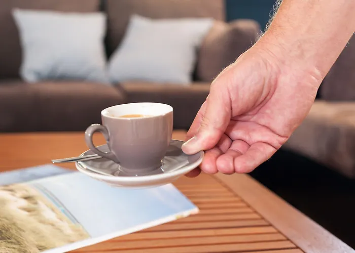 De La - Reouverture Apres Renovations