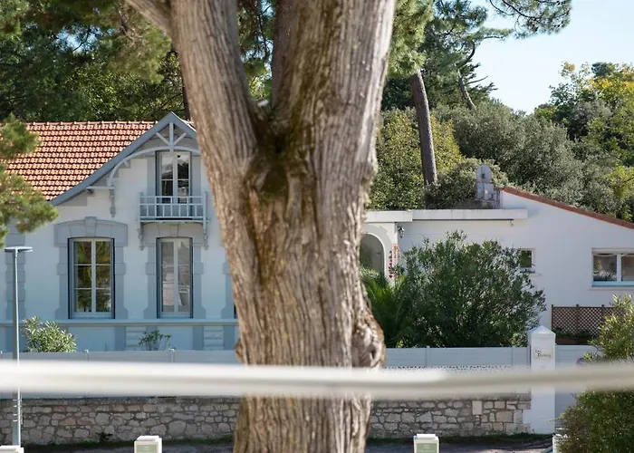 Hotel De La Plage - En Cours De Classement 4 Etoiles Hotel 3*