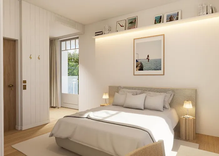 De La - Reouverture Apres Renovations Hotel Ronce-les-Bains